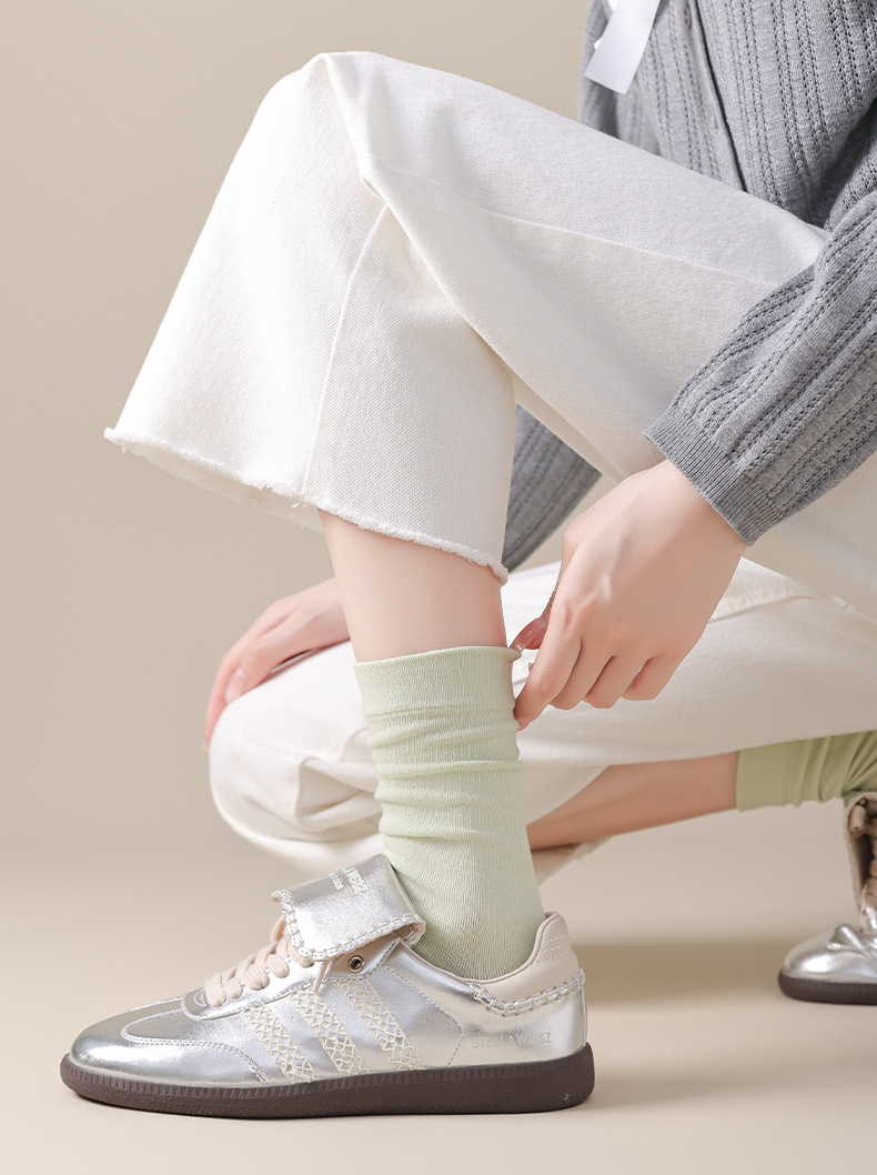 Anti-Odor Antibacterial Combed Cotton Socks for All-Day Comfort